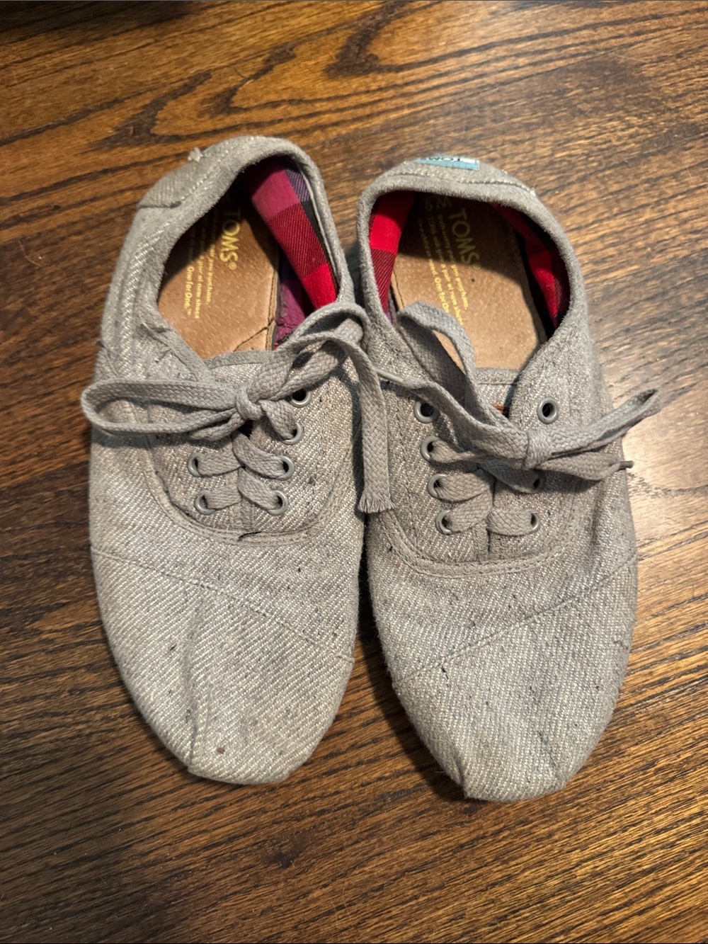 Toms Gray Canvas Lace-Up Flats with Red Plaid Interior